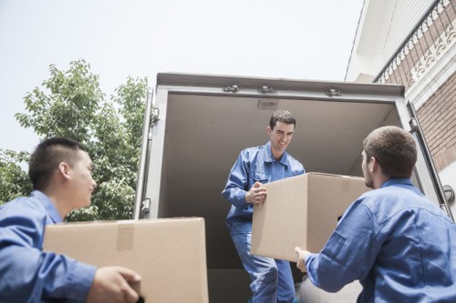 House move preparation with removal services in Collierswood