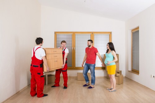 Packing and loading support provided by Collierswood removal services