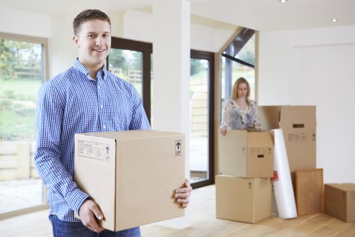 Moving home planning in Collierswood with boxes and checklist