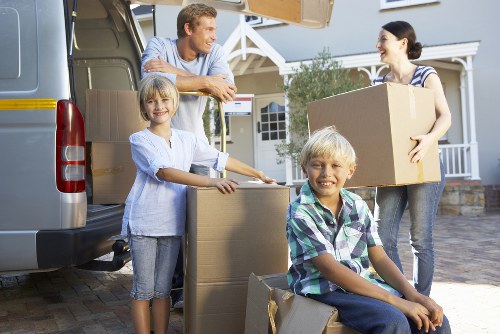 House removal team in Collierswood transporting boxes during relocation